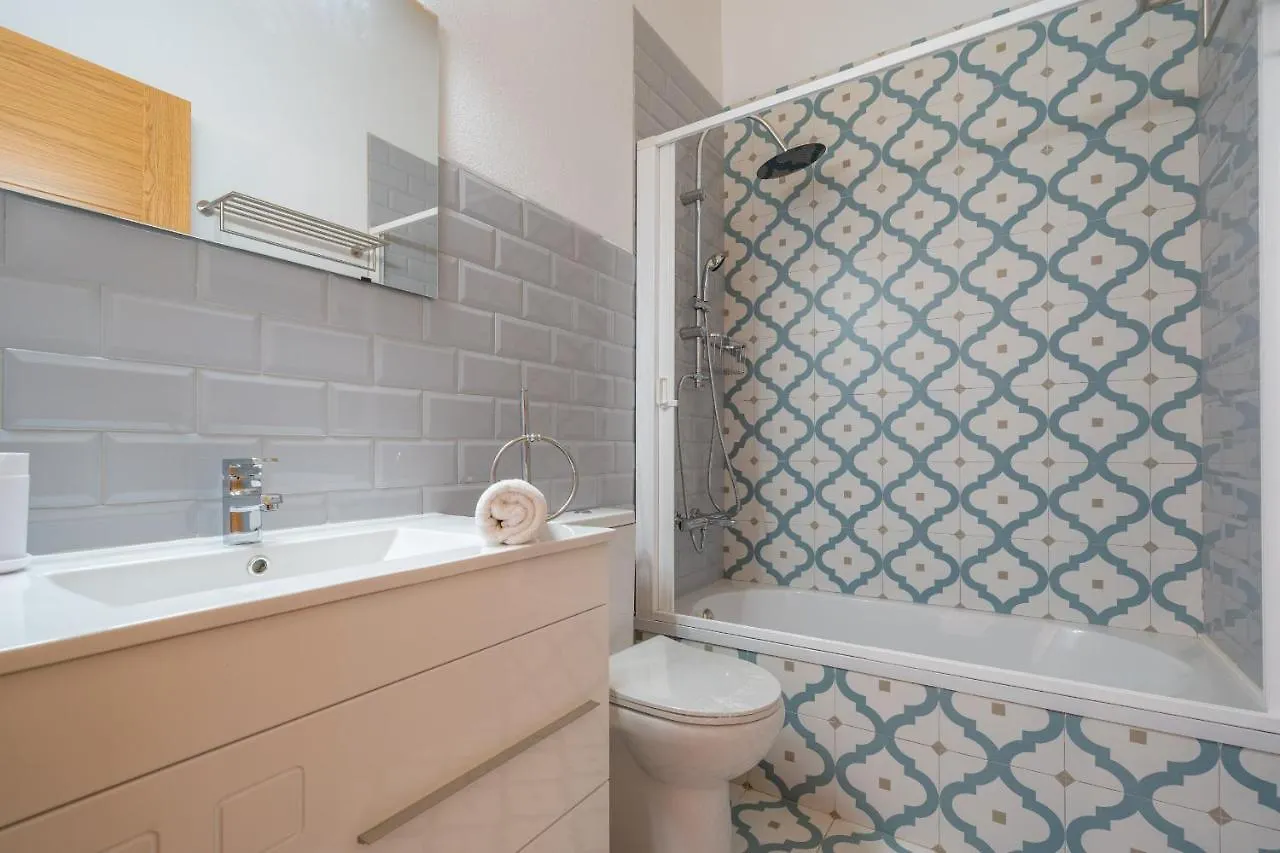 Homeholidaysrentals Benoit - Costa Barcelona Pineda de Mar