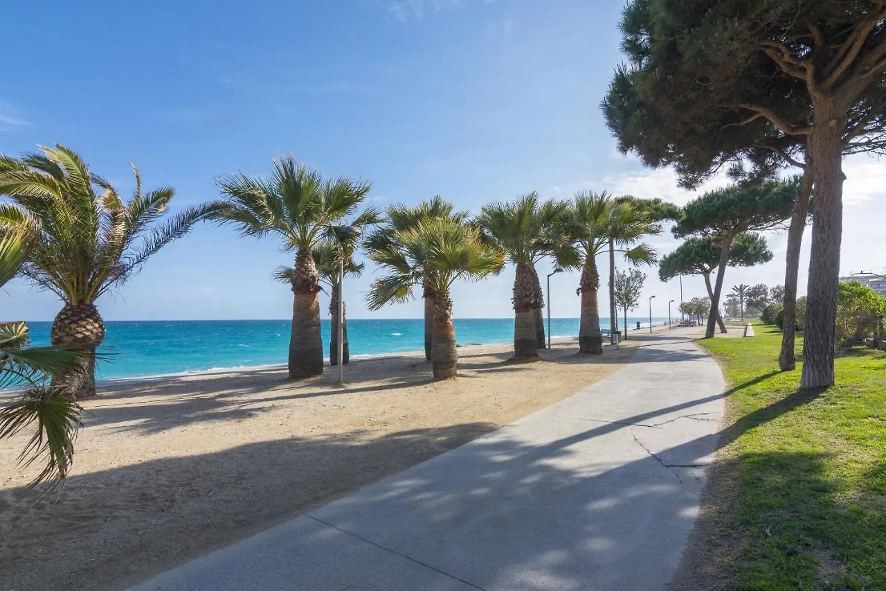 Homeholidaysrentals Benoit - Costa Barcelona Pineda de Mar