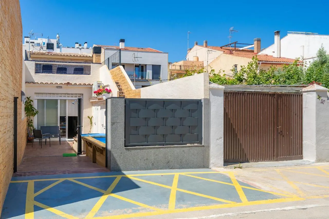 Homeholidaysrentals Benoit - Costa Barcelona Pineda de Mar 0*,  Spain